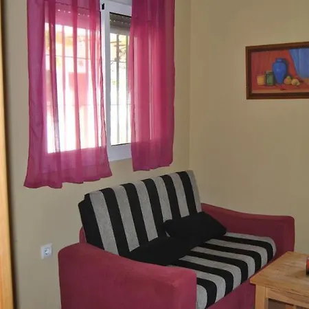 Vivienda Rural Pepe * Chiclana de la Frontera