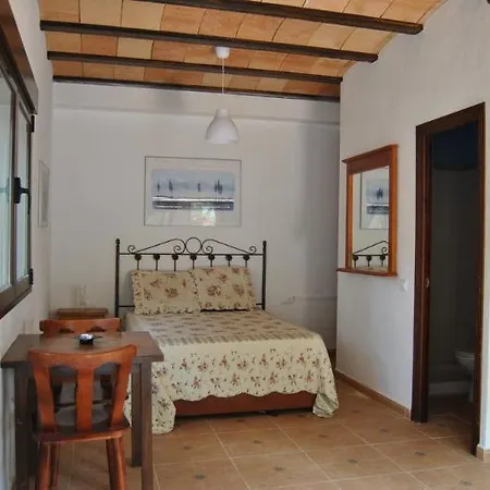 Vivienda Rural Pepe * Chiclana de la Frontera